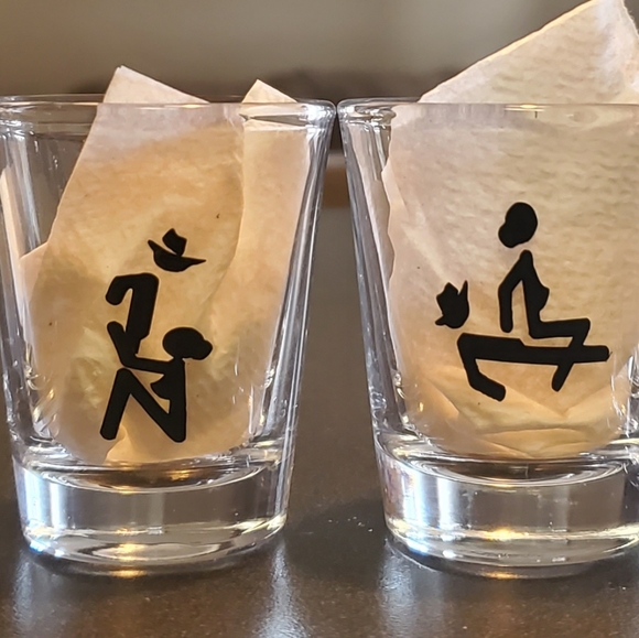 Adult Set of 6 Shot Glasses - Picture 1 of 3